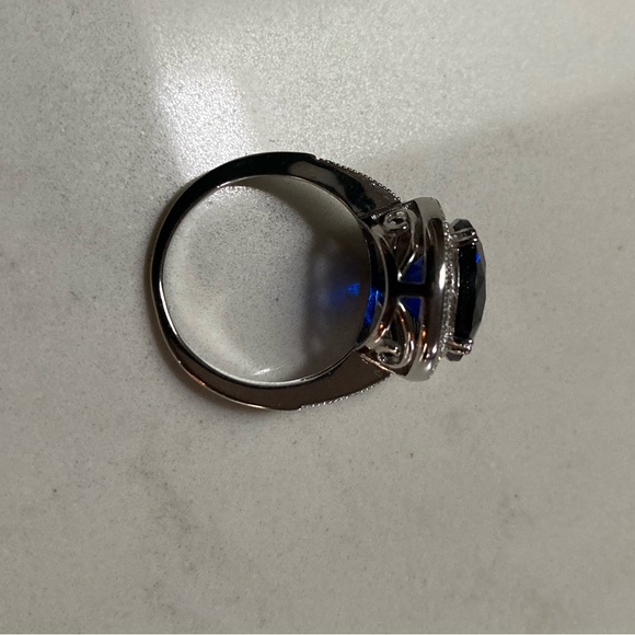 925 Silver Blue CZ Surrounded & edged with Clear CZ stones Scrolled cage Sz 7 - Picture 12 of 14